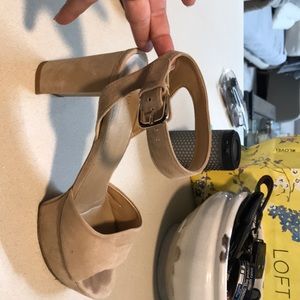 Stuart Weitzman Pumps